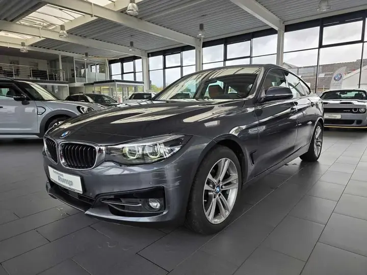 BMW 320I