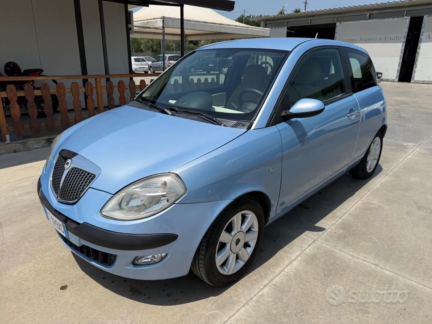 Lancia Ypsilon
