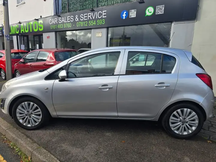 Vauxhall Corsa 2011 photo 5