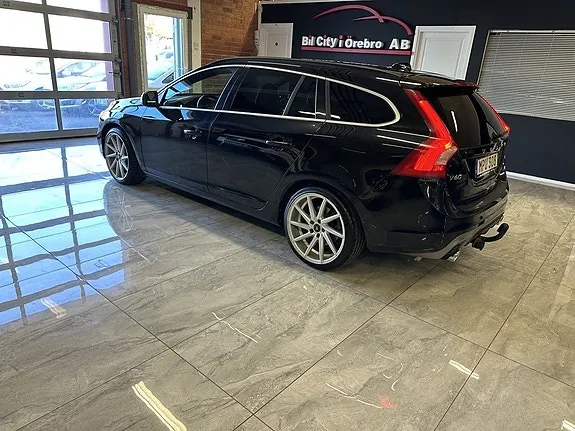 Volvo V60 2016 photo 4