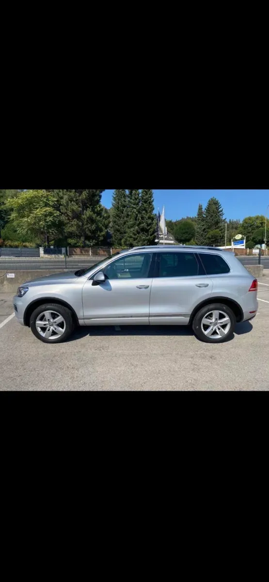 Volkswagen Touareg 2011 photo 2