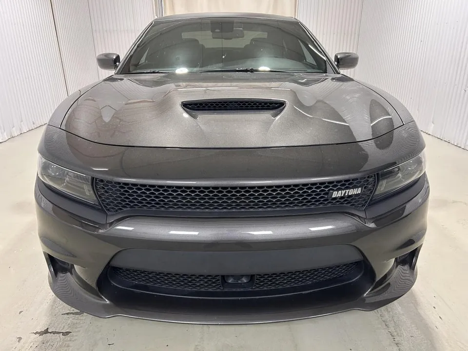 Dodge Charger 2022 photo 2