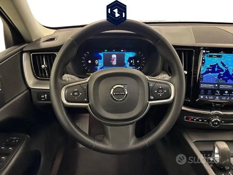 Volvo Xc60 photo 3