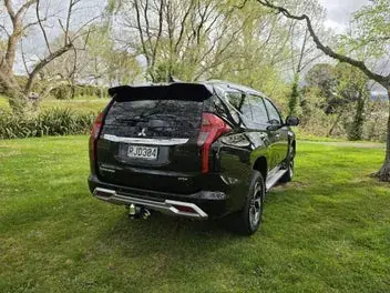 Mitsubishi Pajero Sport 2025 photo 4