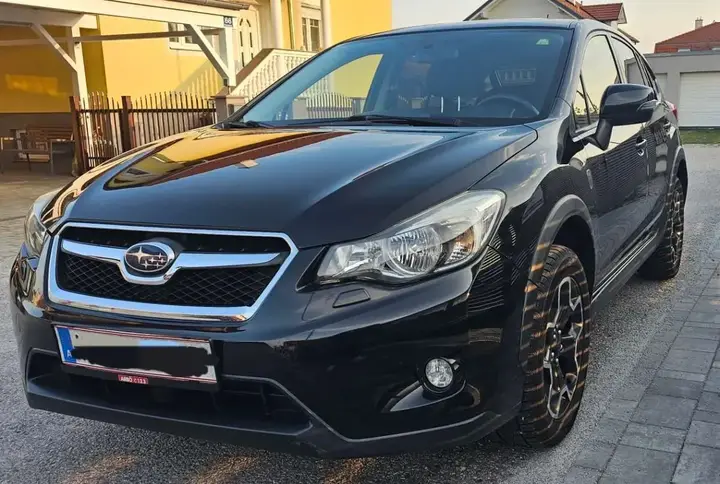 Subaru Xv 2013 photo 3