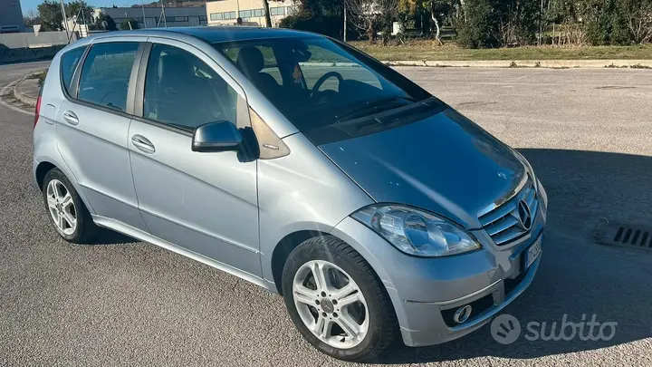 Mercedes-Benz A