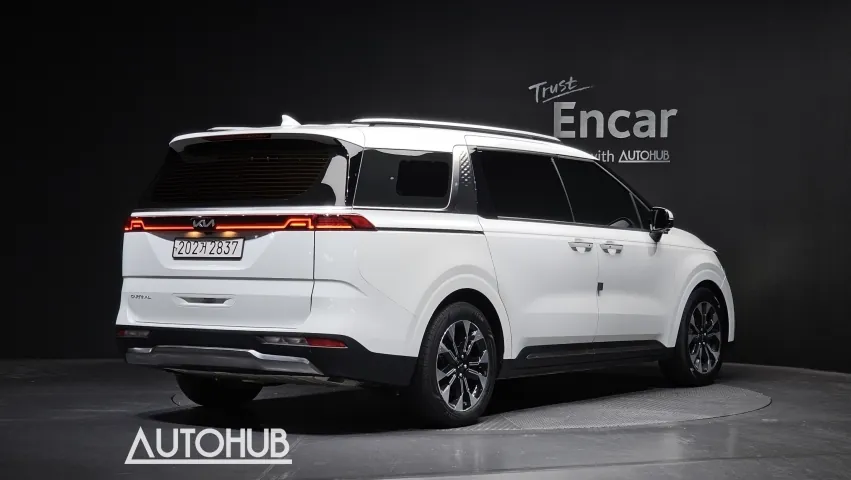Kia Carnival 2022 photo 2