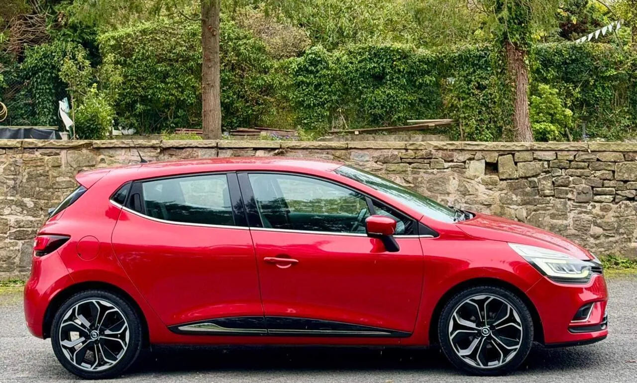Renault Clio 2017 photo 2