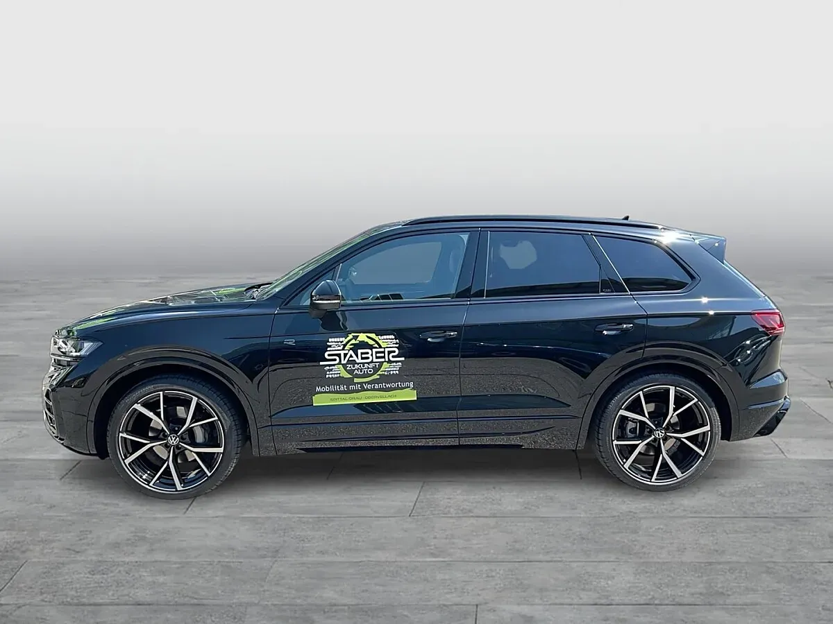 Volkswagen Touareg 2026 photo 2