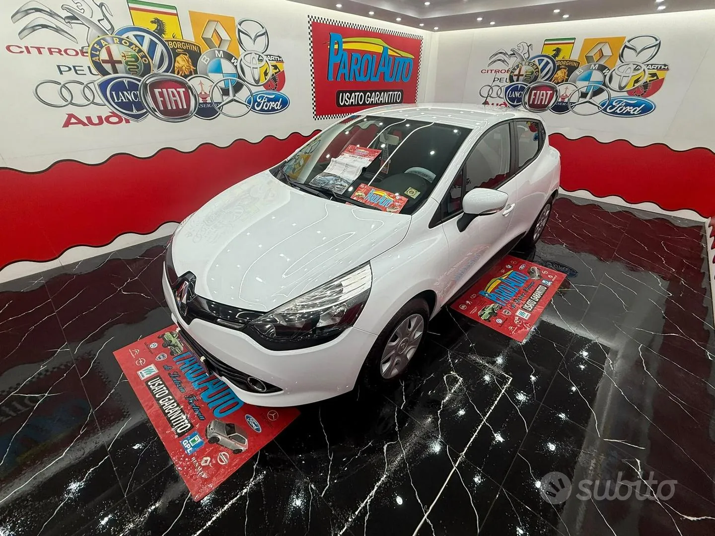 Renault Clio 2014 photo 2