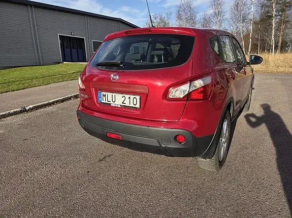 Nissan Qashqai 2010 photo 5