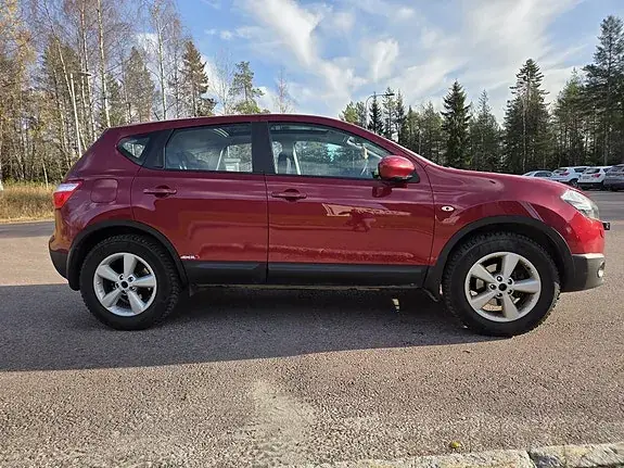 Nissan Qashqai 2010 photo 4