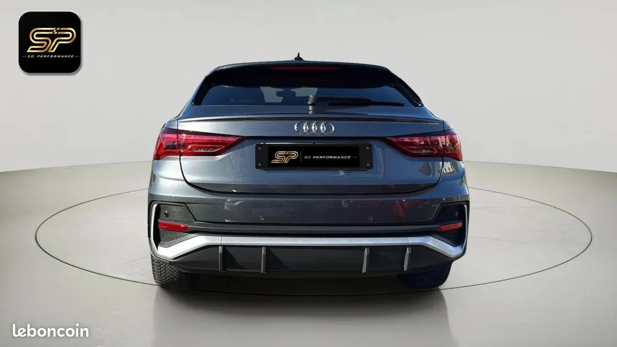 Audi Q3 2020 photo 3