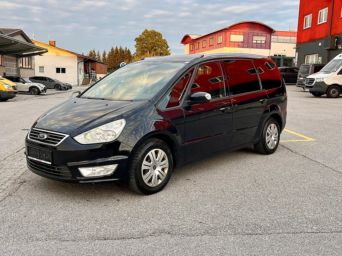 Ford Galaxy 2012 photo 3