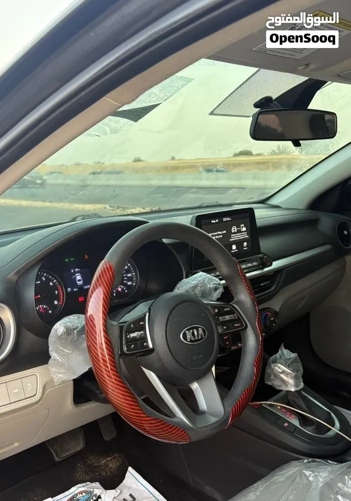 Kia Forte 2019 photo 2