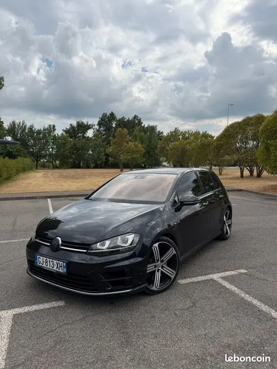 Volkswagen Golf 2015 photo 2