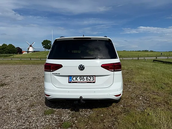 Volkswagen Touran 2019 photo 3