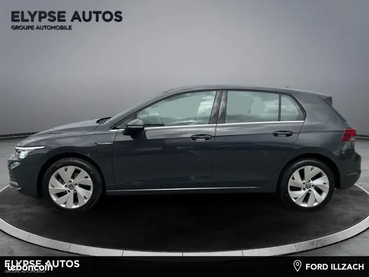 Volkswagen Golf 2024 photo 4