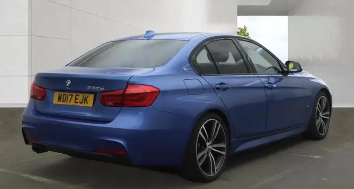 BMW 3 Series 2017 photo 4