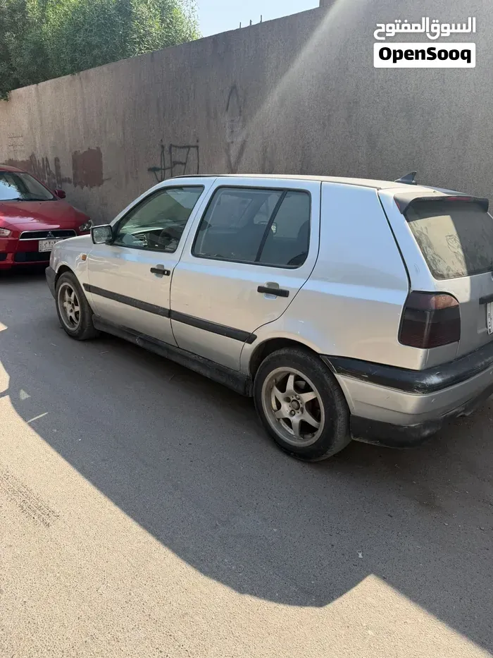 Volkswagen Golf 1993 photo 2