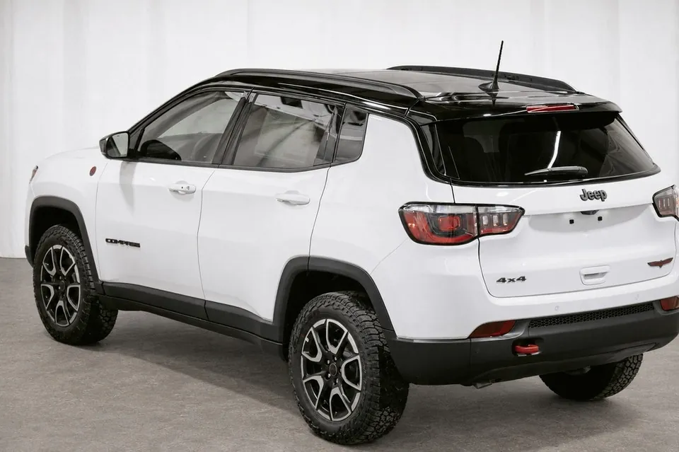 Jeep Compass 2026 photo 4