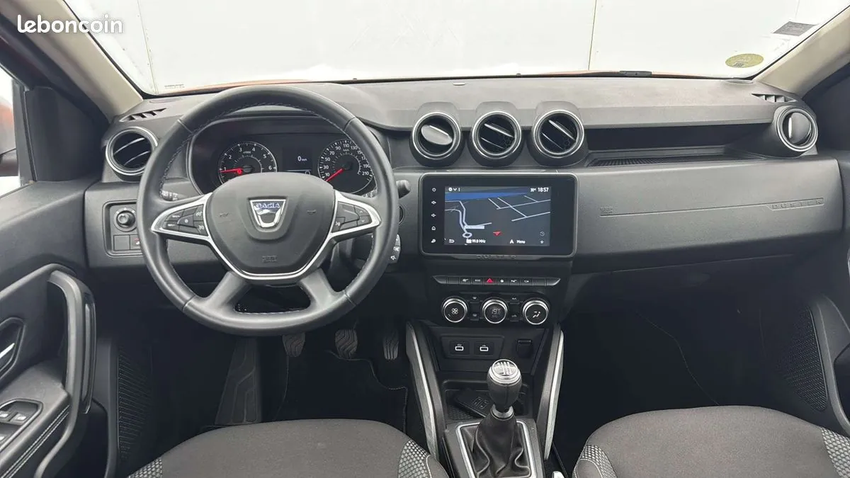 Dacia Duster 2021 photo 3