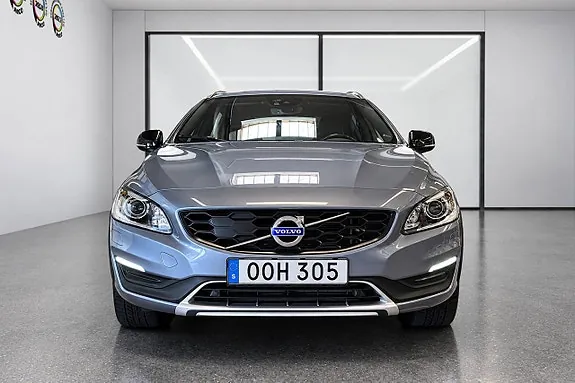 Volvo V60 Cross Country 2018 photo 5