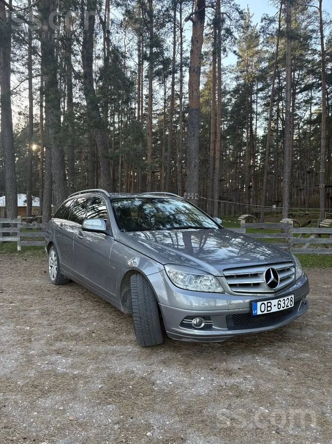 Mercedes-Benz C200