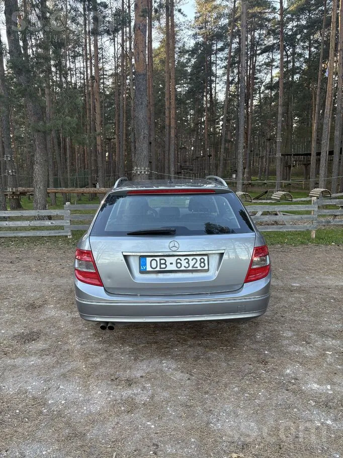 Mercedes-Benz C200 2008 photo 4