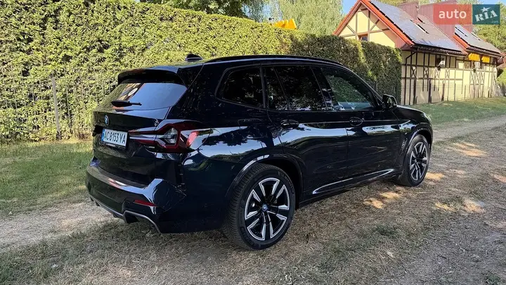BMW Ix3 2022 photo 3