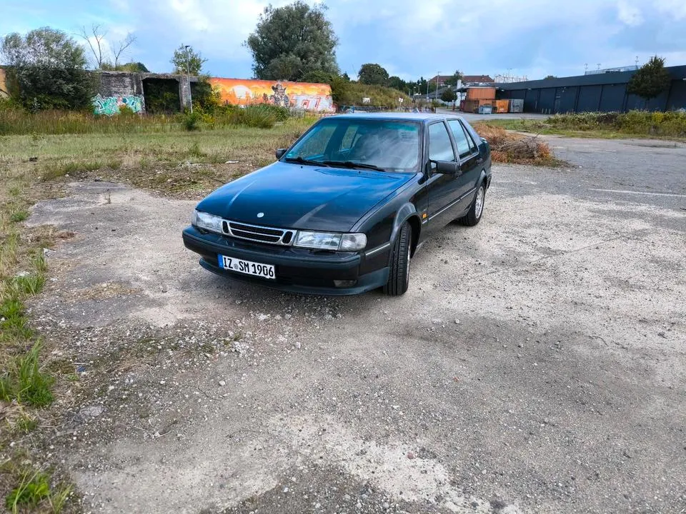 Saab 9000