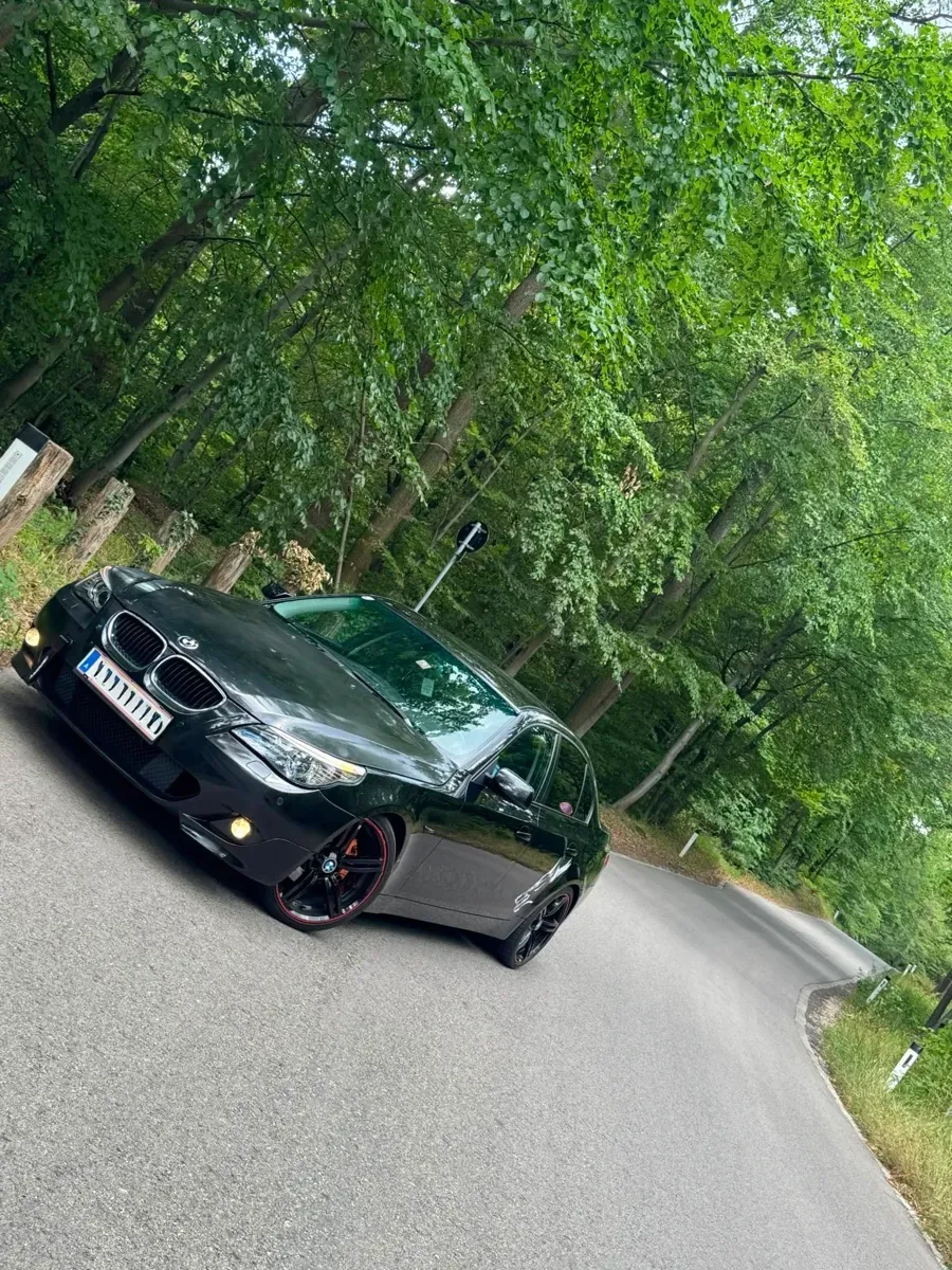 BMW 5 Series 2005 photo 3
