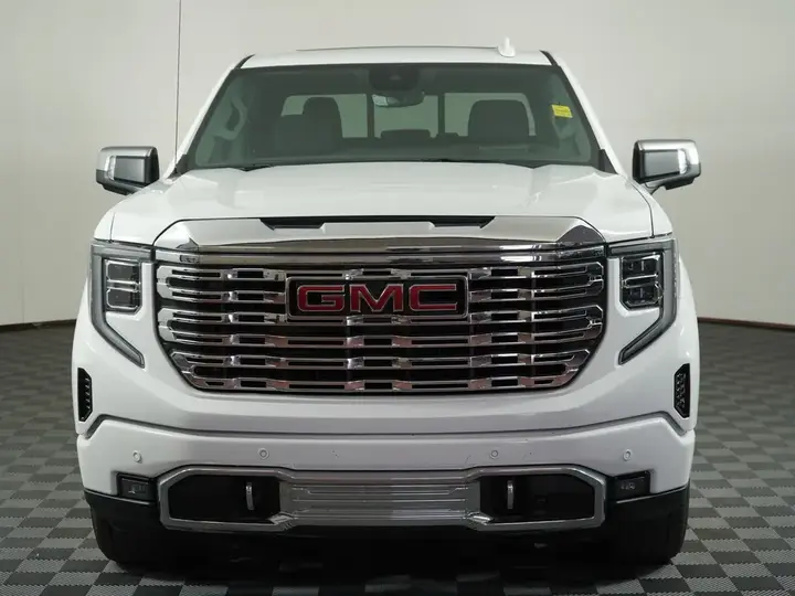 GMC Sierra 1500 2024 photo 3
