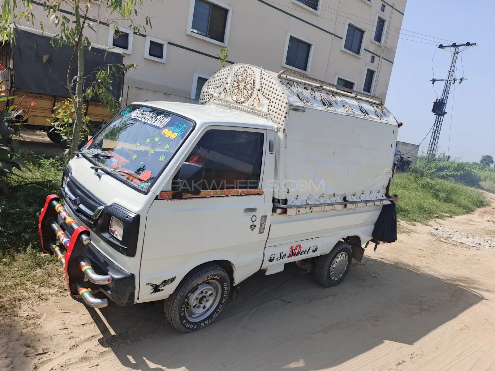 Suzuki Ravi