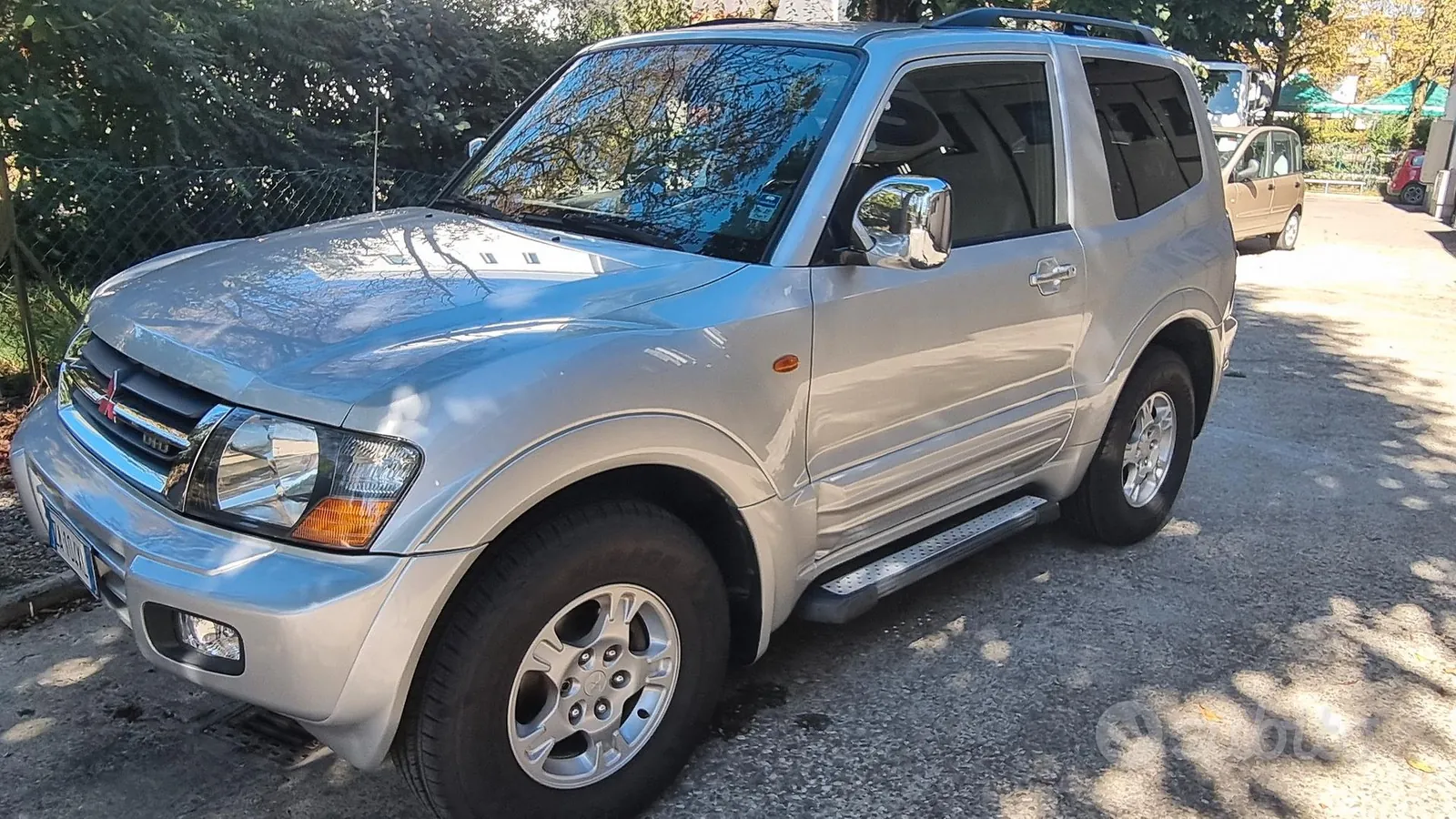 Mitsubishi Pajero 2000 photo 2