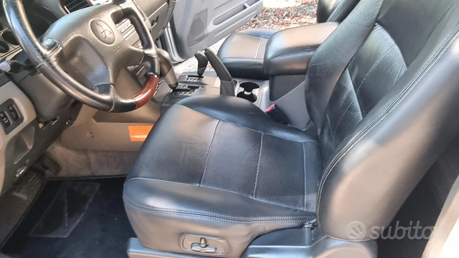 Mitsubishi Pajero 2000 photo 4