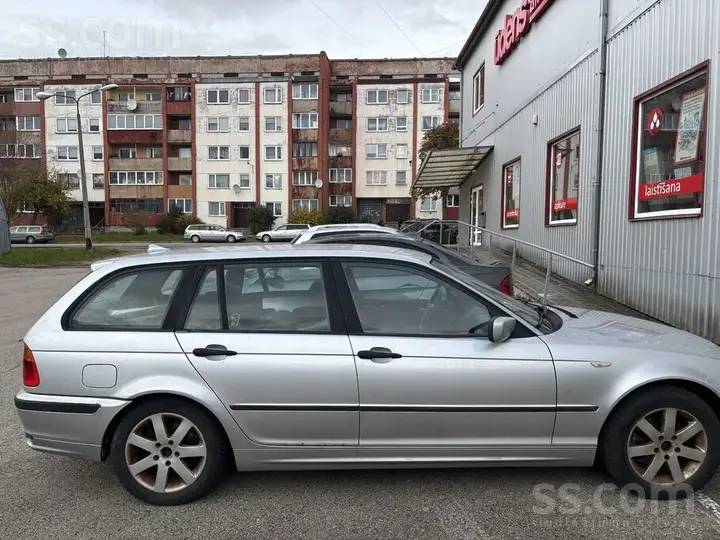 BMW E46 2001 photo 4
