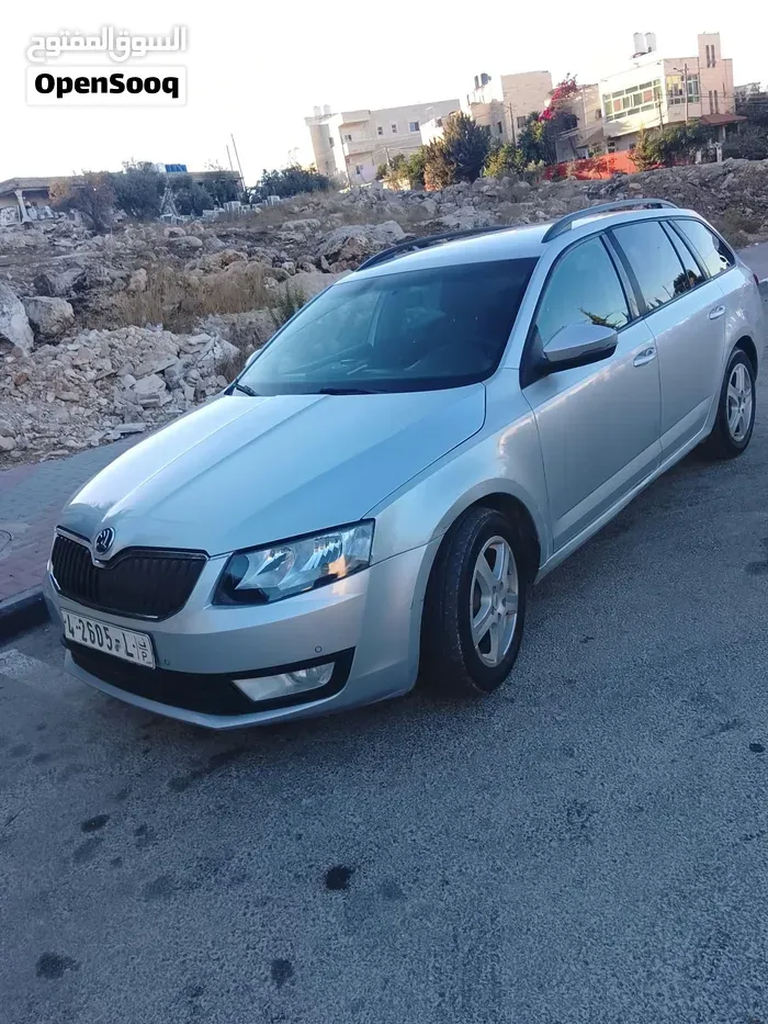 Skoda Octavia 2015 photo 2