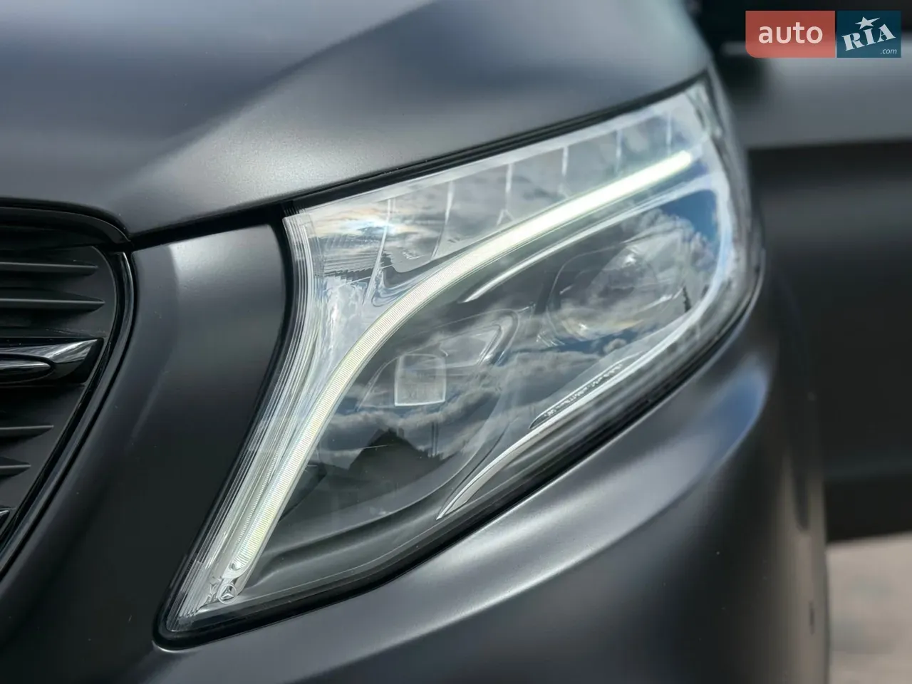Mercedes-Benz V-Class 2018 photo 4