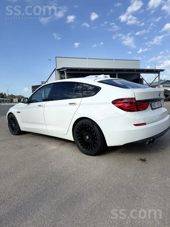 BMW 530