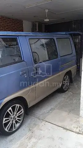 Mitsubishi Delica