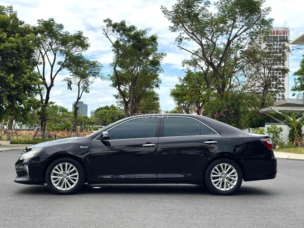Toyota Camry 2017 photo 2