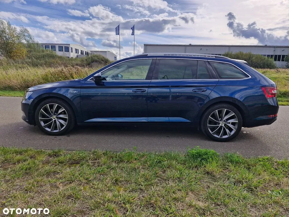Skoda Superb 2017 photo 5