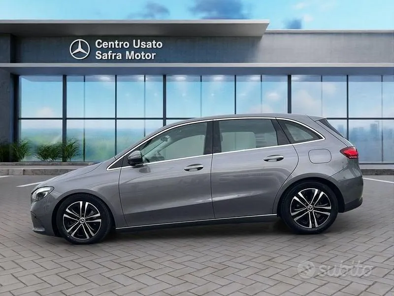 Mercedes-Benz B-Class 2023 photo 3