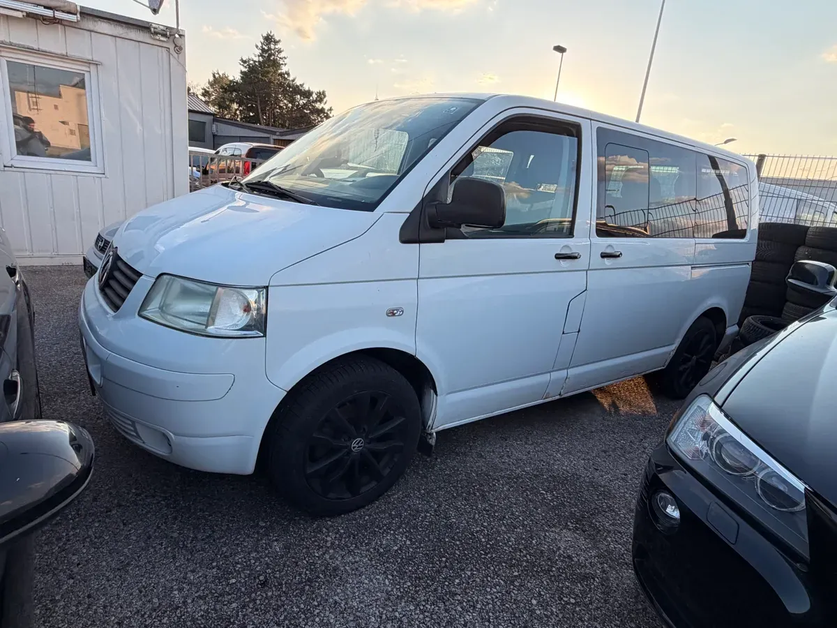 Volkswagen T5