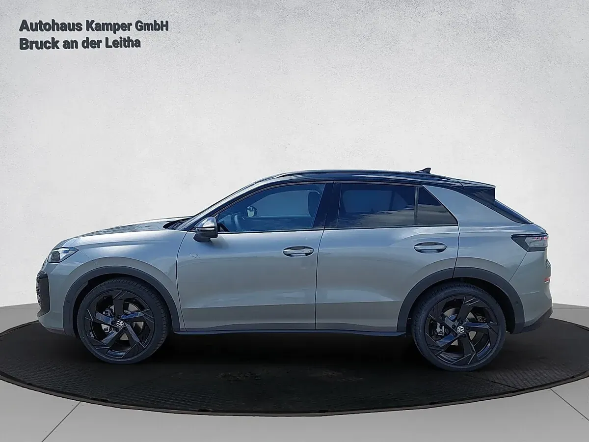 Volkswagen T-Roc 2026 photo 2