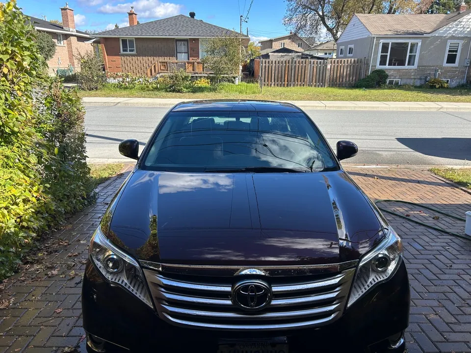 Toyota Avalon 2011 photo 3