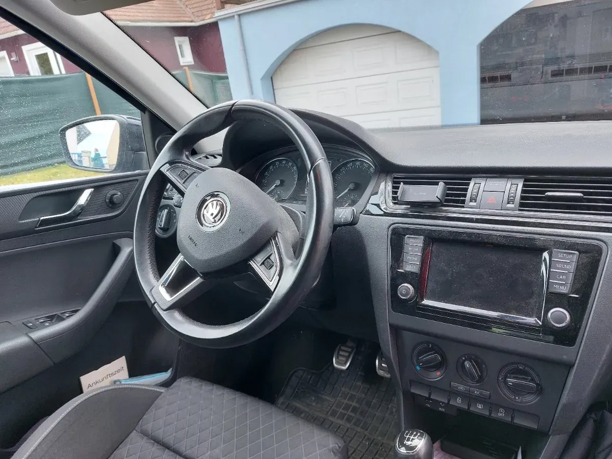 Skoda Rapid 2016 photo 3