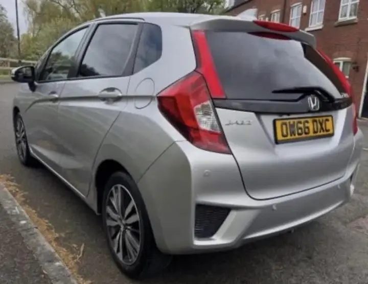 Honda Jazz 2017 photo 2
