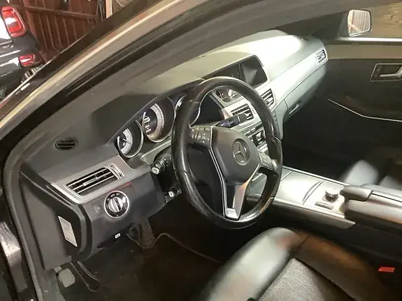 Mercedes-Benz E 350 2014 photo 3